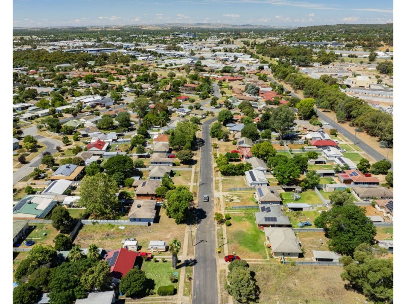 19 Buna Street, Ashmont NSW 2650