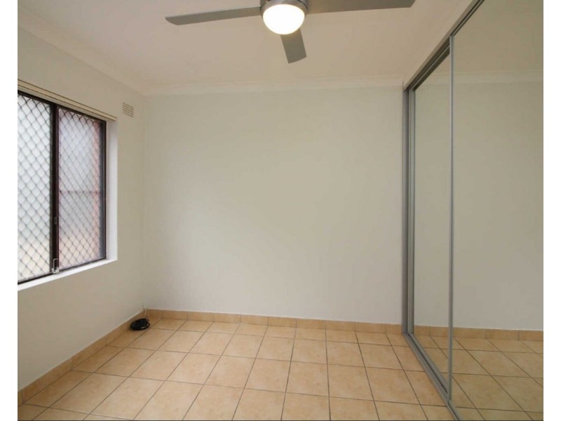 1/45 Calliope St, Guildford NSW 2161