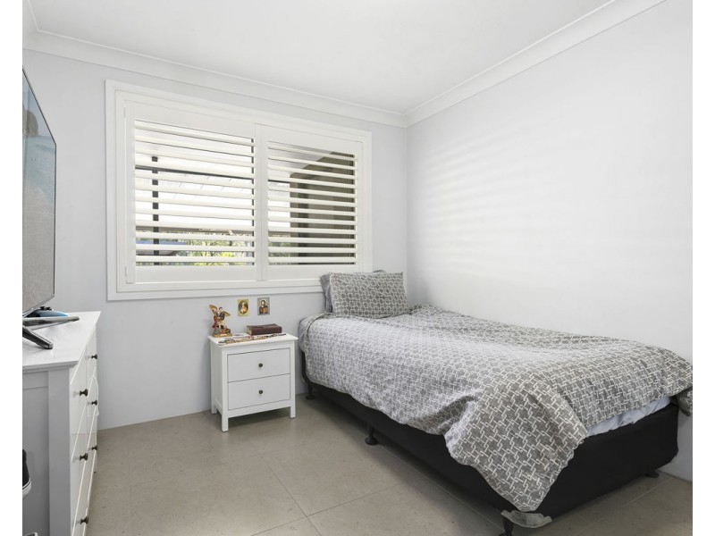 9 Desley Crescent, Prospect NSW 2148