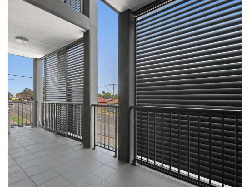 8/215-217 Woodville Road, Merrylands NSW 2160