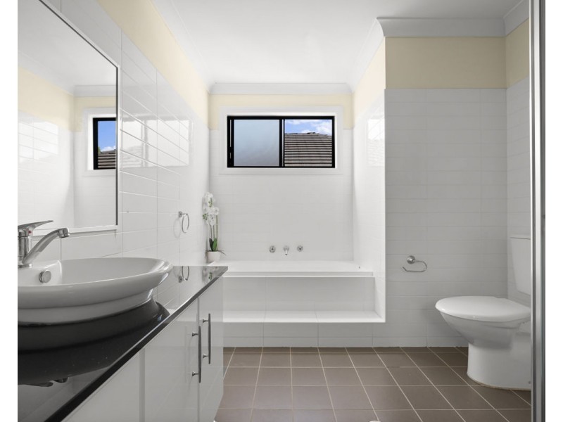 49 Edward Drive, Pemulwuy NSW 2145