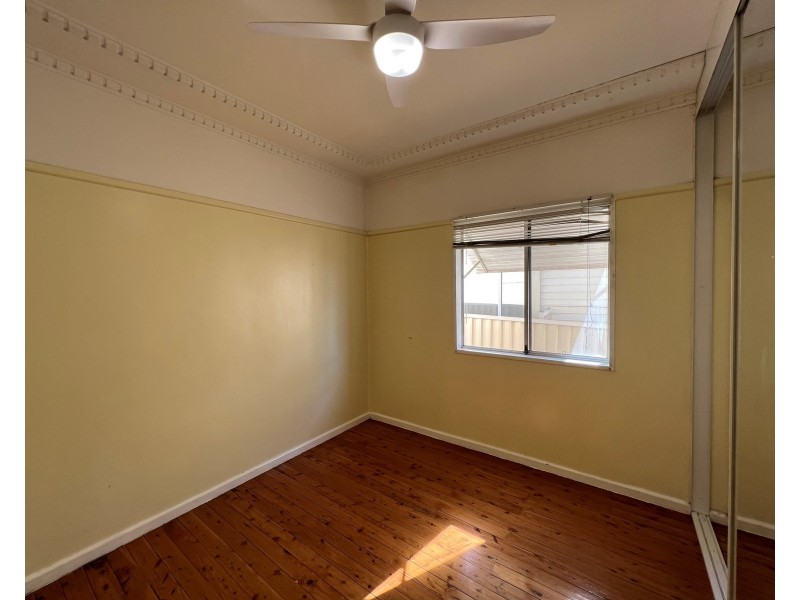 2 Derby St, Merrylands NSW 2160