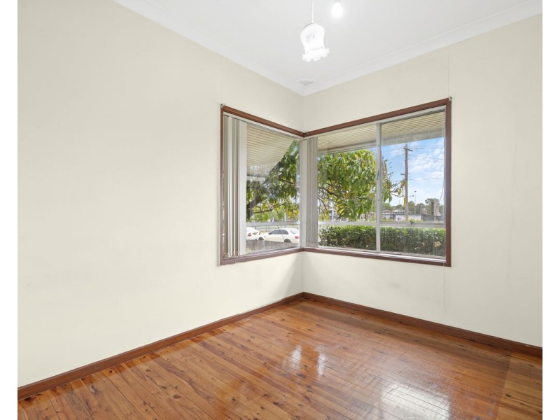 12 Fairmount Street, Merrylands NSW 2160