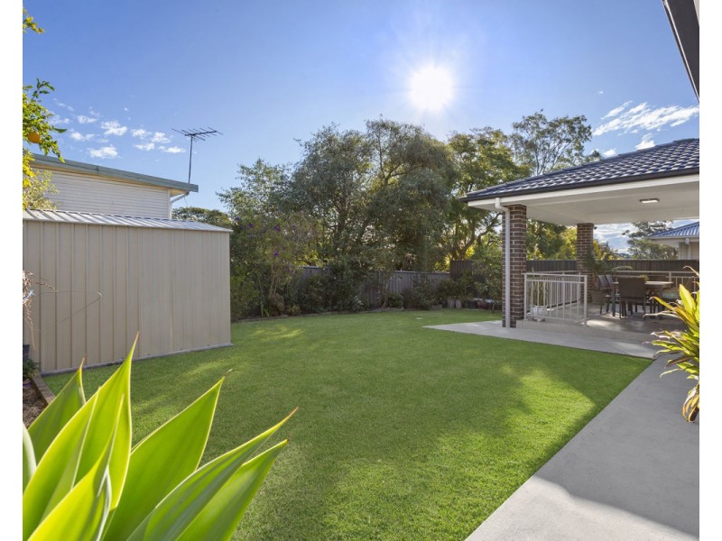 8 Lance Crescent, Greystanes NSW 2145