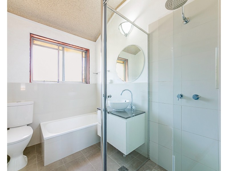 5/17-21 Paton St, Merrylands West NSW 2160