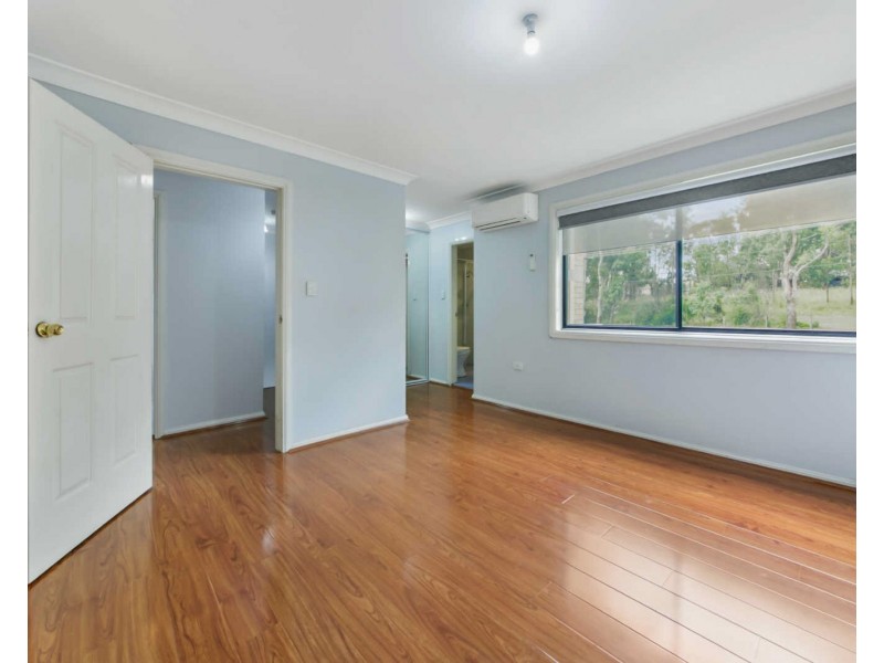 10 Macquarie Rd, Greystanes NSW 2145