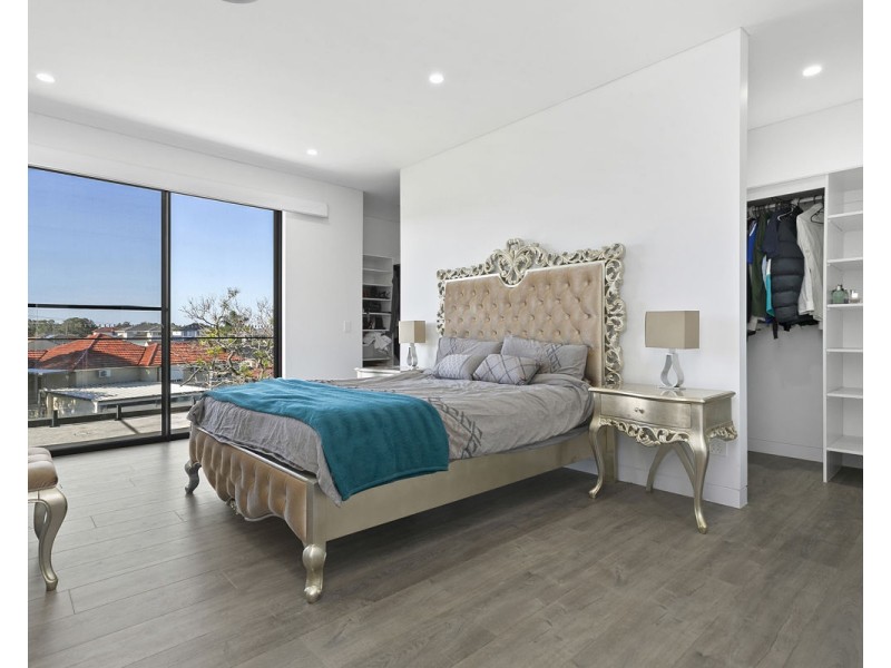 86 Maple Street, Greystanes NSW 2145