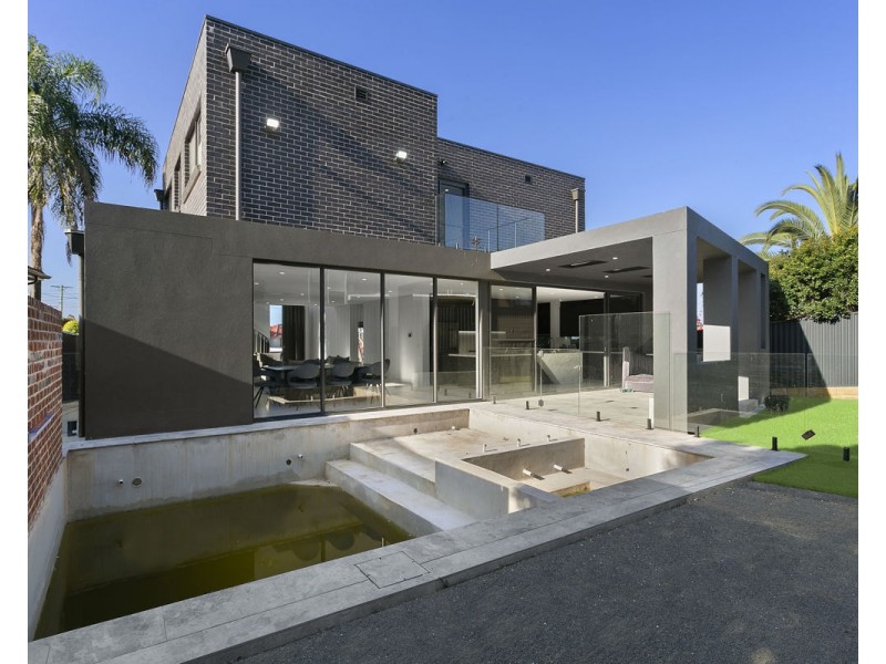 86 Maple Street, Greystanes NSW 2145