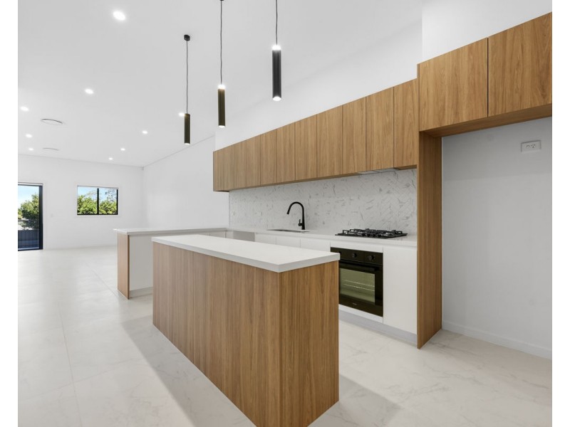 8a Camellia Street, Greystanes NSW 2145