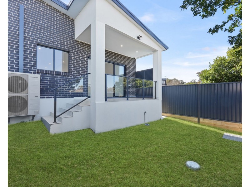 8a Camellia Street, Greystanes NSW 2145