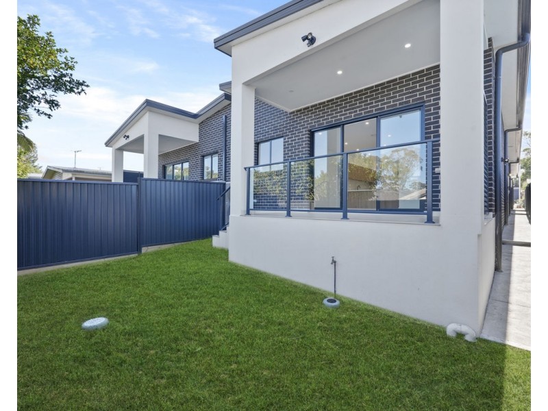 8a Camellia Street, Greystanes NSW 2145
