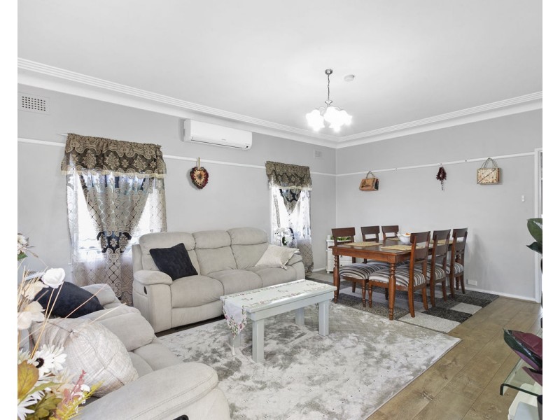 26 & 26a Donnelly Street, Guildford NSW 2161