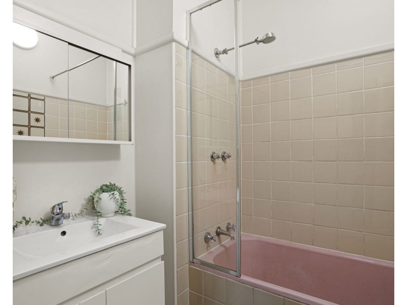 70 Queen Street, Guildford NSW 2161