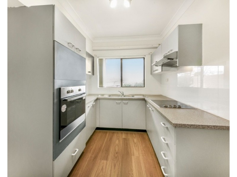 9/61 Windsor Rd, Merrylands NSW 2160