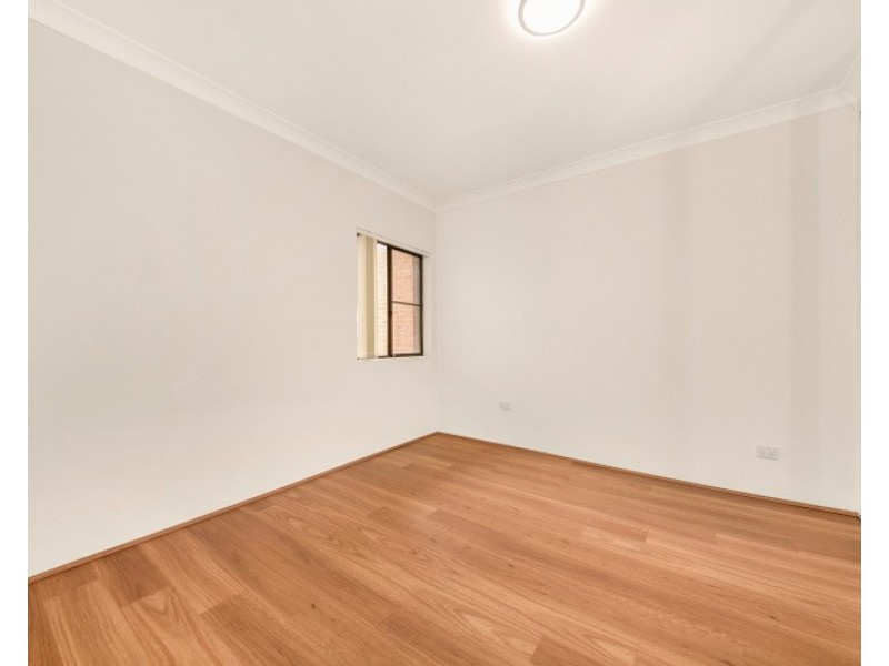 9/61 Windsor Rd, Merrylands NSW 2160