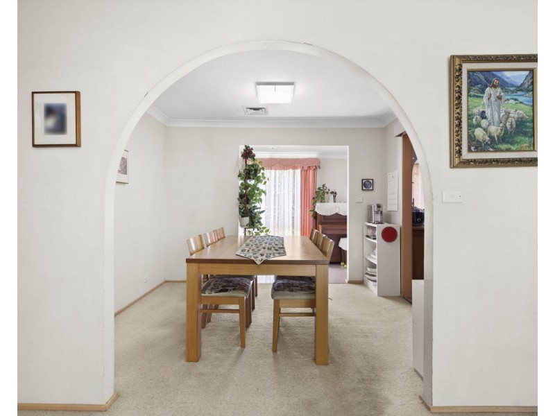 27 Margaret Street, Northmead NSW 2152