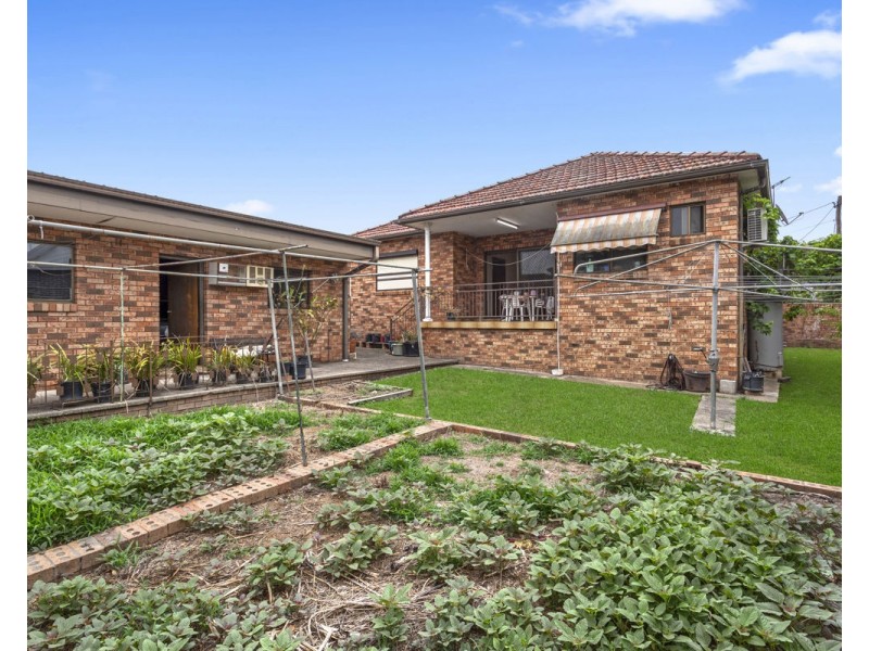 4 Rubina Street, Merrylands NSW 2160