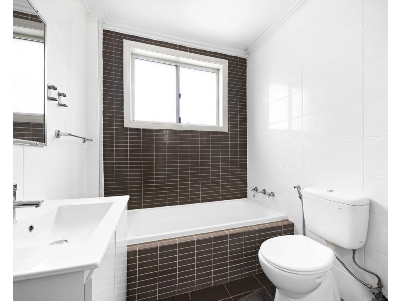 5/8 Carhullen Street, Merrylands NSW 2160