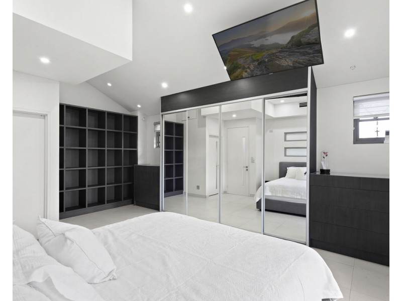 1 Hanbury Street, Greystanes NSW 2145