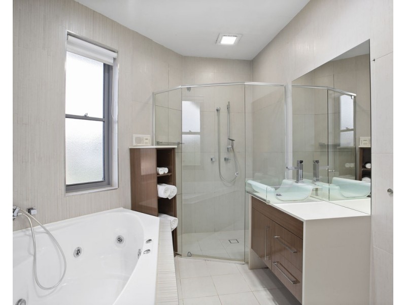 1 Hanbury Street, Greystanes NSW 2145