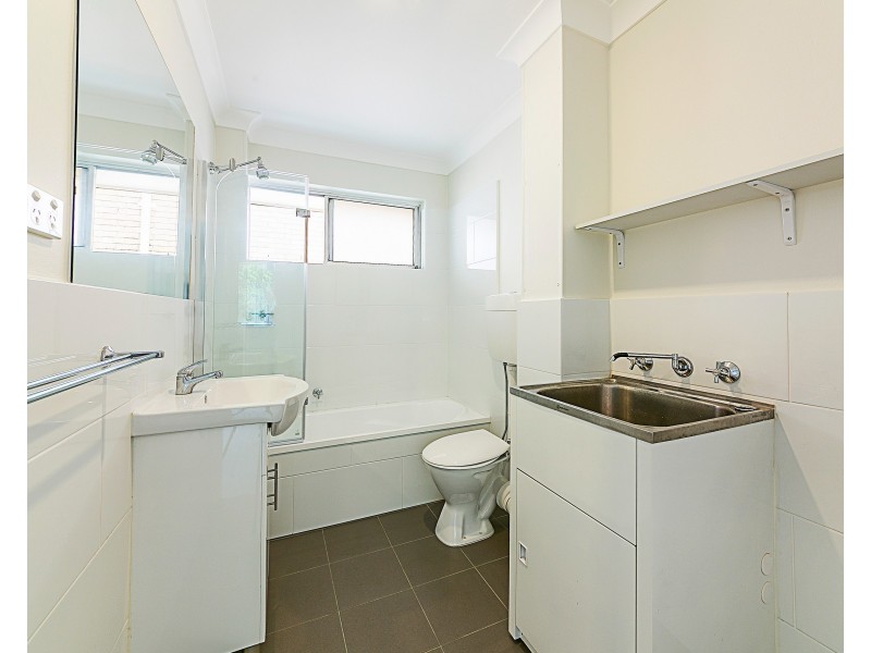 15/9 Arthur St, Merrylands West NSW 2160