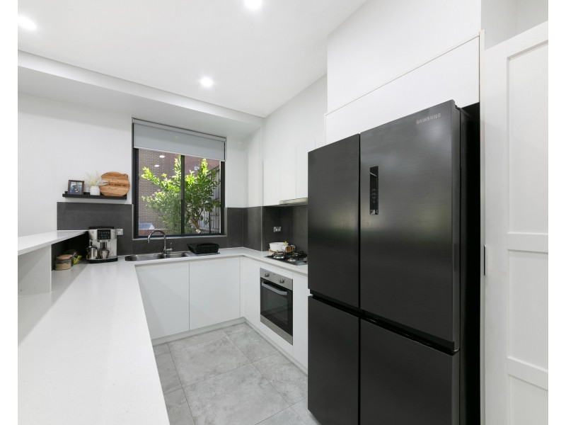 3/25 Dressler Ct, Holroyd NSW 2142