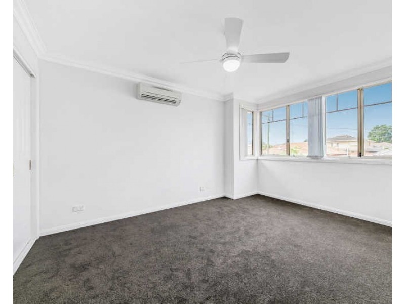 4/29 Hanbury St, Greystanes NSW 2145