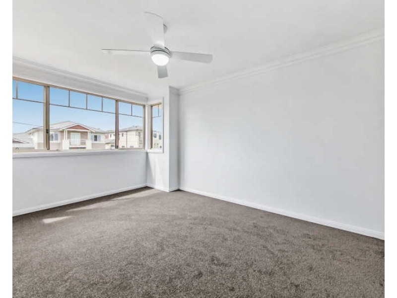 4/29 Hanbury St, Greystanes NSW 2145