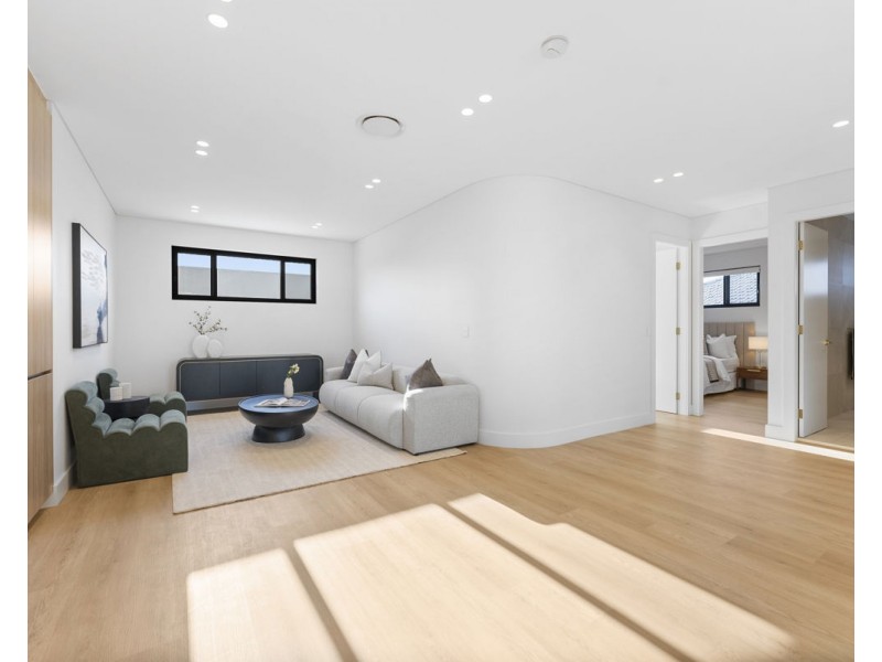 82 Bridge Road, Westmead NSW 2145