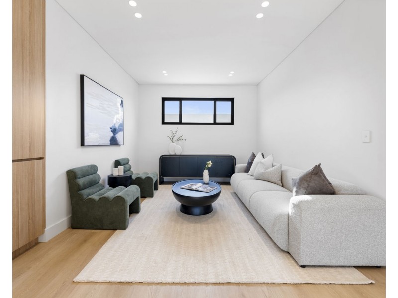 82 Bridge Road, Westmead NSW 2145