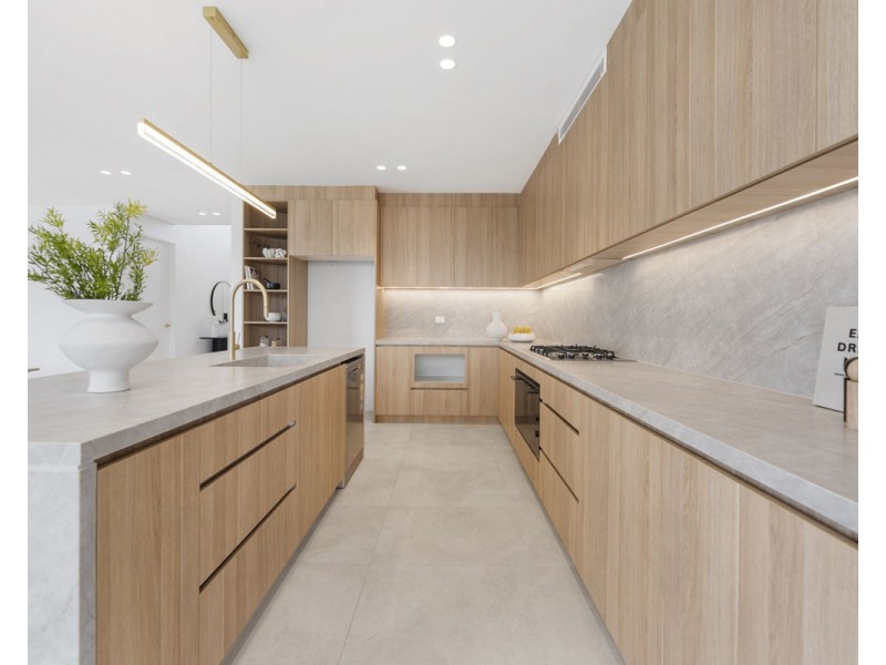 82 Bridge Road, Westmead NSW 2145