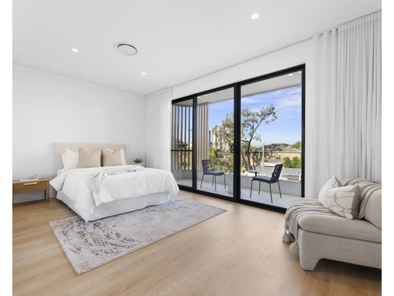 82 Bridge Road, Westmead NSW 2145