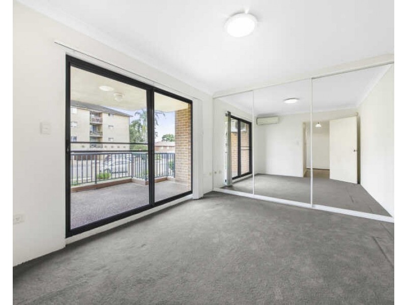 16/42 Treves St, Merrylands NSW 2160