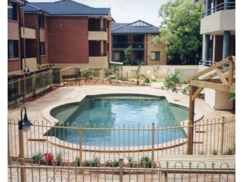 26/62 Fullagar Rd, Wentworthville NSW 2145