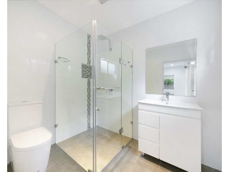 17A Nemesia St, Greystanes NSW 2145