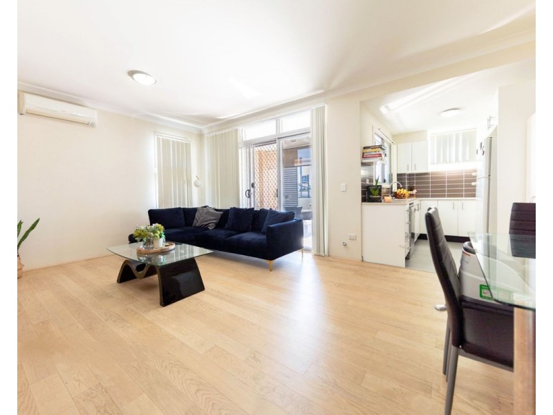 2/291-293 Woodville Road, Guildford NSW 2161