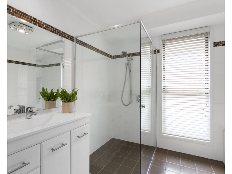 27 Kurrajong Road, Greystanes NSW 2145