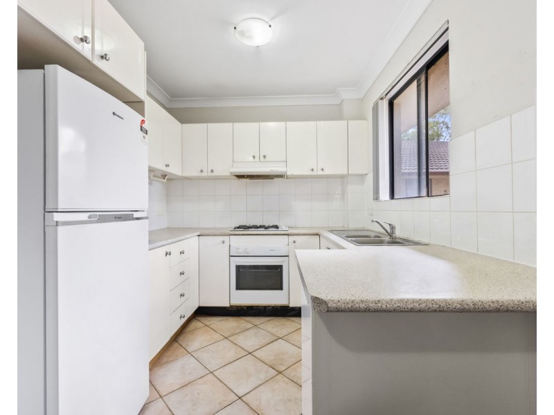 4/43-47 Newman Street, Merrylands NSW 2160