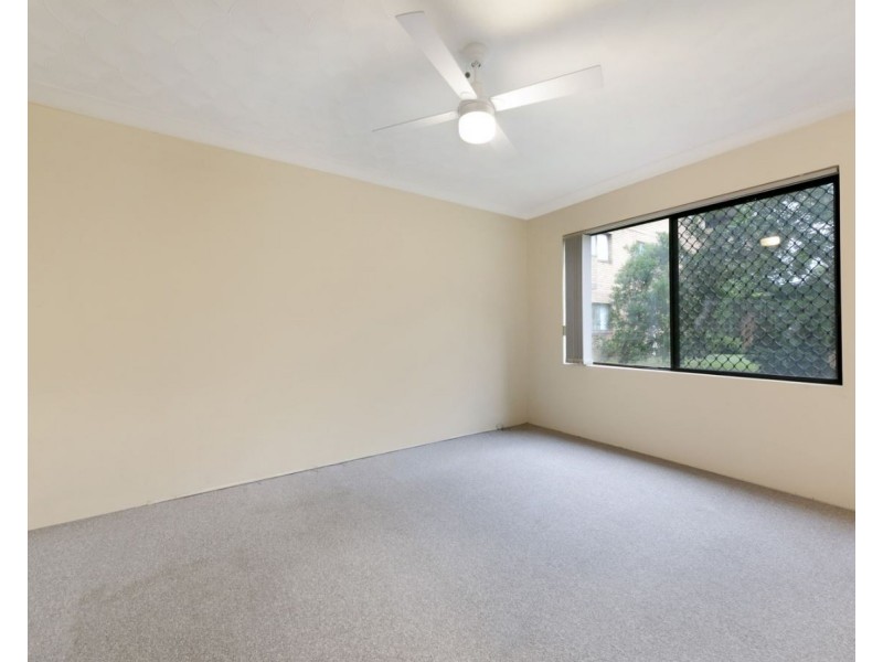 8/28 Treves St, Merrylands NSW 2160