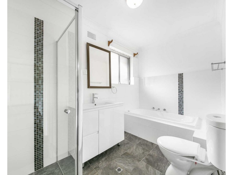 8/11 Birmingham St, Merrylands NSW 2160