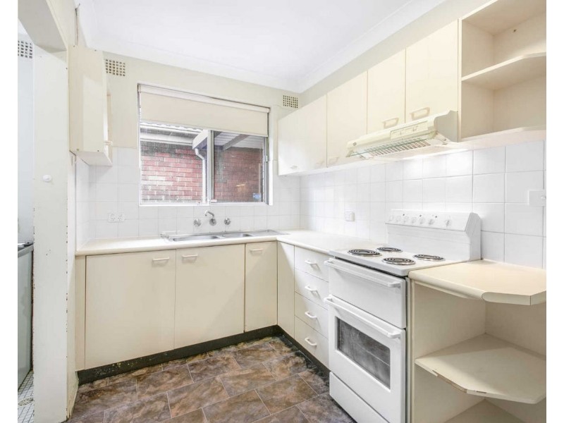 10/52 Birmingham St, Merrylands NSW 2160