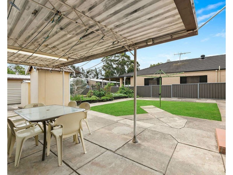 11 Mark St, Merrylands NSW 2160