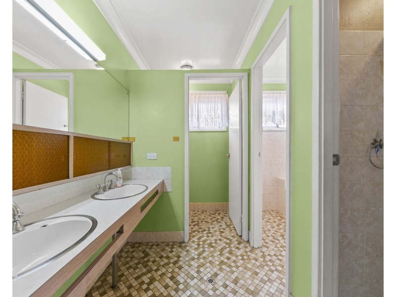 16 Yoogali Street, Merrylands NSW 2160