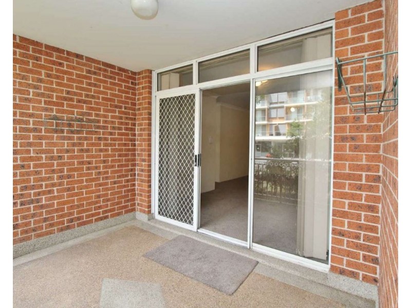 3/26 Sherwood Rd, Merrylands NSW 2160