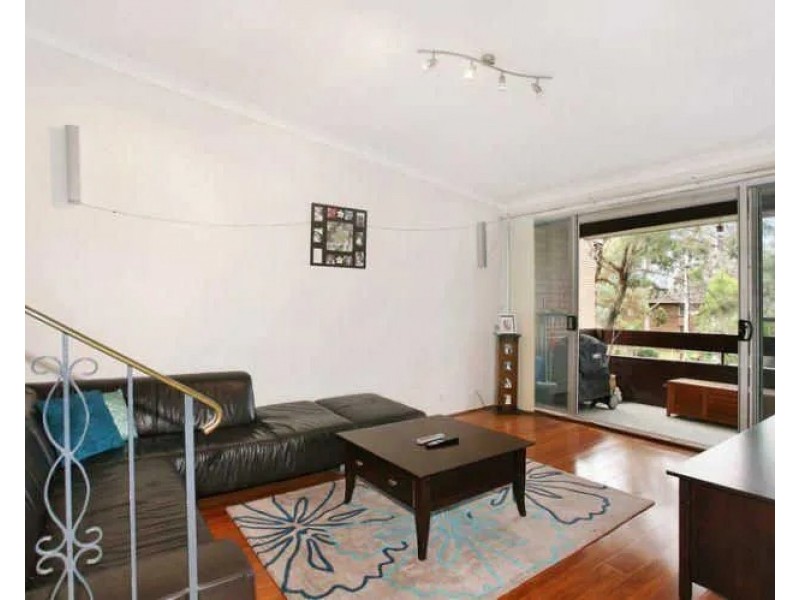 18/20 Crown St, Granville NSW 2142