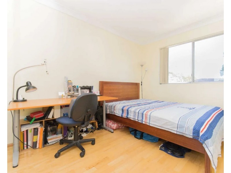 18/20 Crown St, Granville NSW 2142