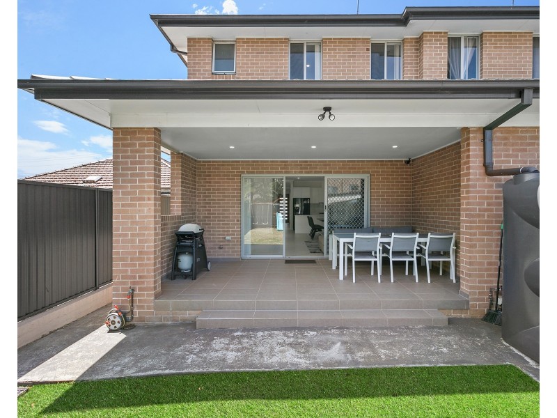 12 Mills St, Merrylands NSW 2160