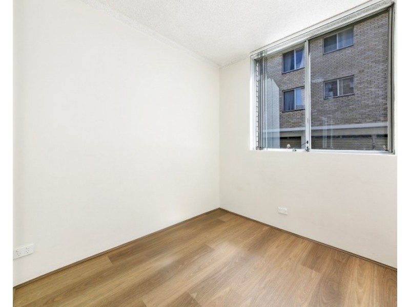 01/21 Cambridge St, Merrylands NSW 2160