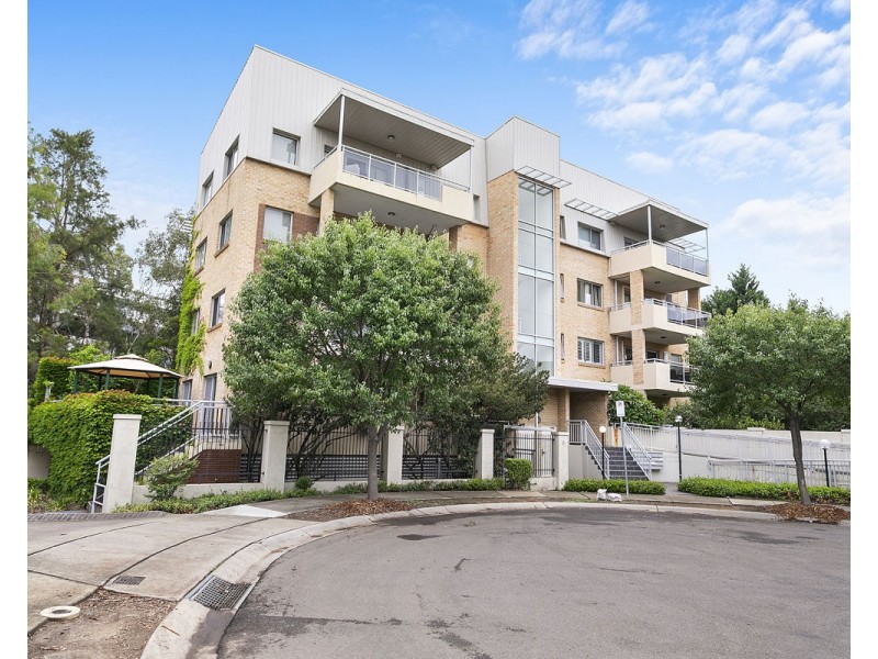 16/8 Refractory Court, Holroyd NSW 2142