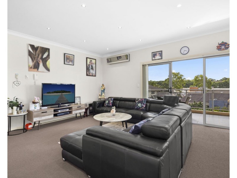 16/8 Refractory Court, Holroyd NSW 2142